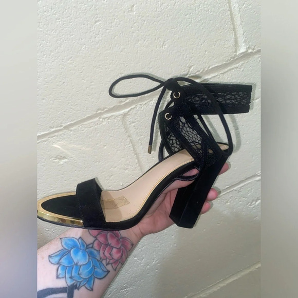 Women’s Disney x call it spring Alice through the looking glass  womens heels - Picture 7 of 17